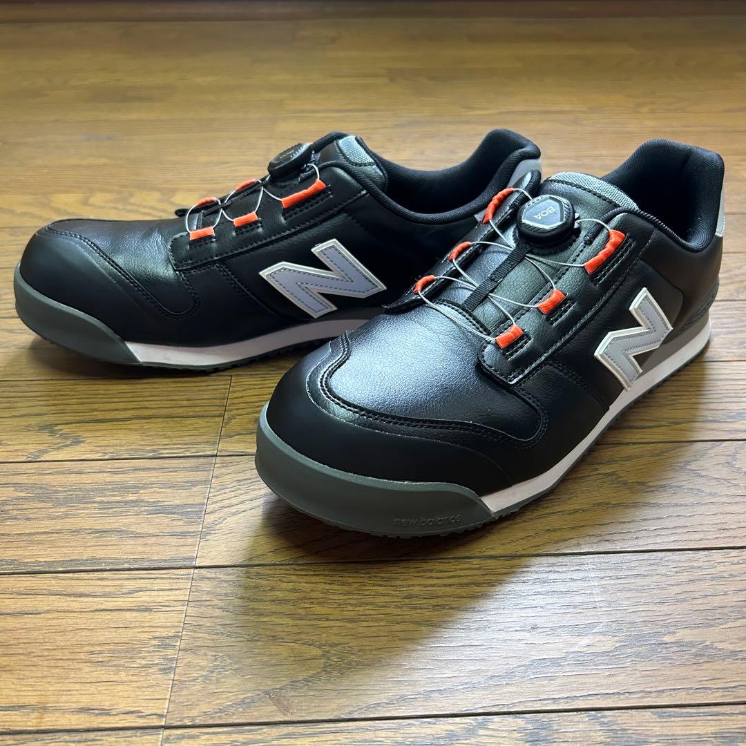 ニューバランス 安全靴 BS-218 ブラック 30cm - メルカリ
