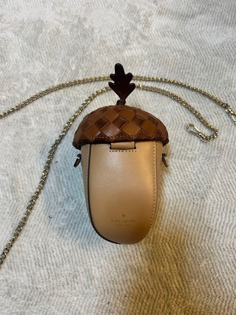 ケイトスペード 3D クロスボディバック どんぐり ドングリ - メルカリ