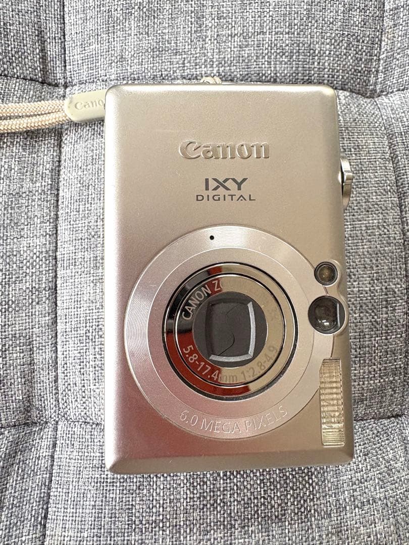 Canon IXY DIGITAL 70 コンパクトデジタルカメラ