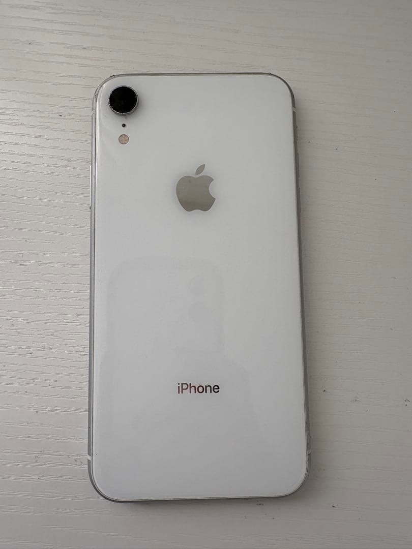 iPhone XR ホワイト 128GB - メルカリ