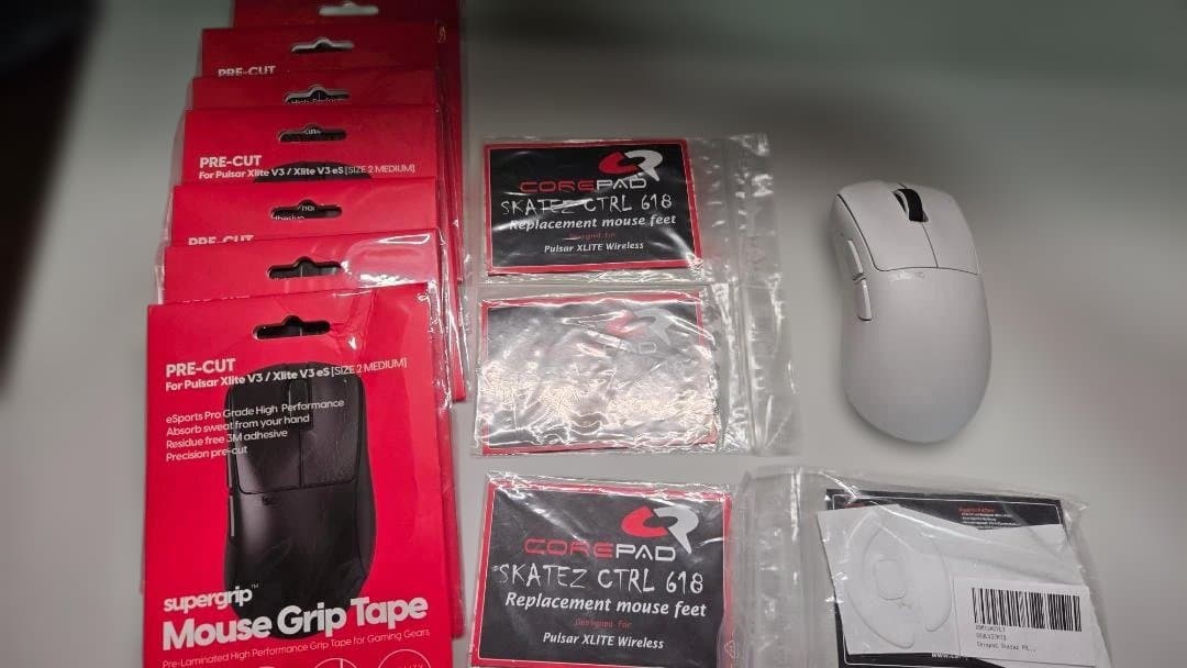 Pulsar Xlite V3 Medium ソール グリップテープ付き Amazon.co.jp: Pulsar Gaming Gears Xlite V3 Medium ワイヤレス