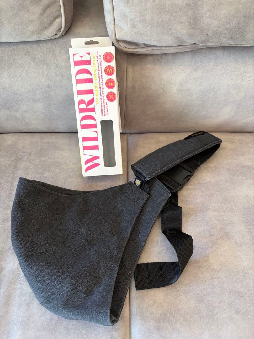 WILDRIDE ワイルドライド　アクティブキャリー　チャコール アクティブキャリー プリントコレクション - Charcoal チャコール