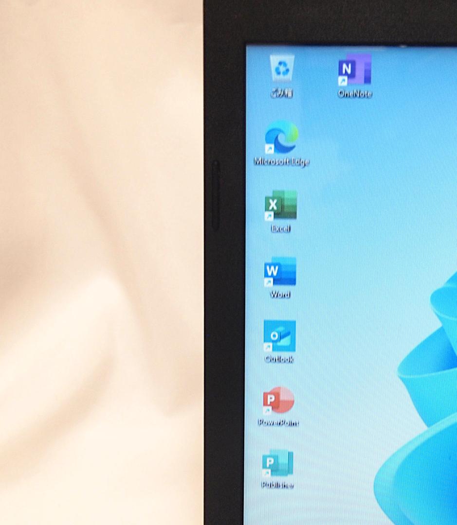 Windowsノート本体 Lenovo G500 Intel celeron 1000M 1.90GHz