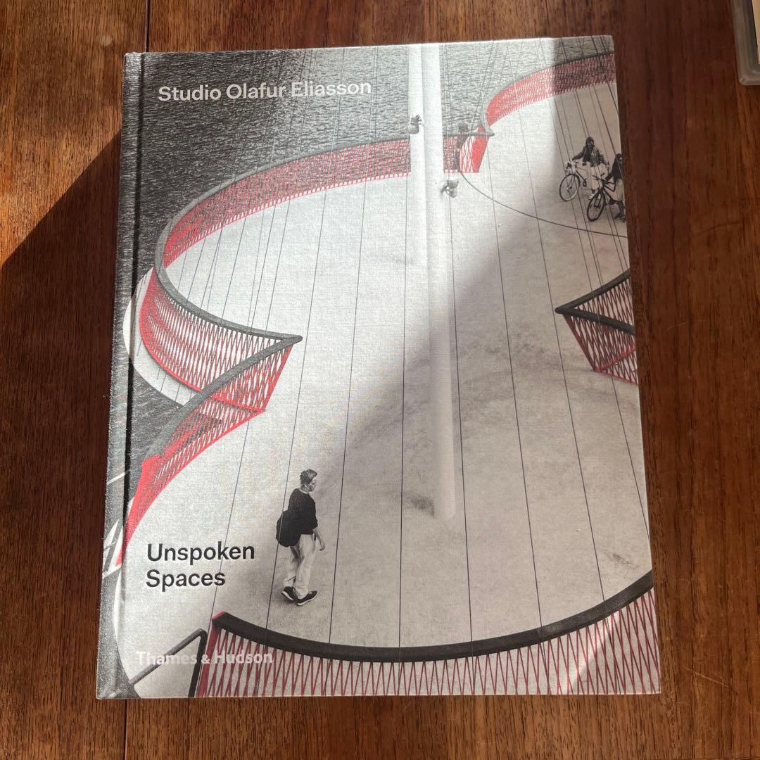 アート・デザイン・音楽 Olafur Eliasson / Unspoken Spaces Buy Unspoken Spaces: Studio Olafur Eliasson online. – Setanta Books