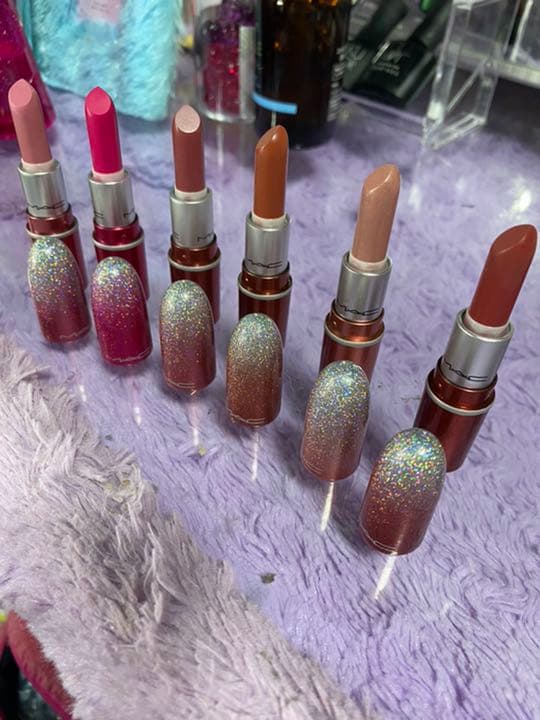 マッククリスマスコフレ クリスマスコフレ2022】〝M·A·C〟の名品から限定カラーまで揃った