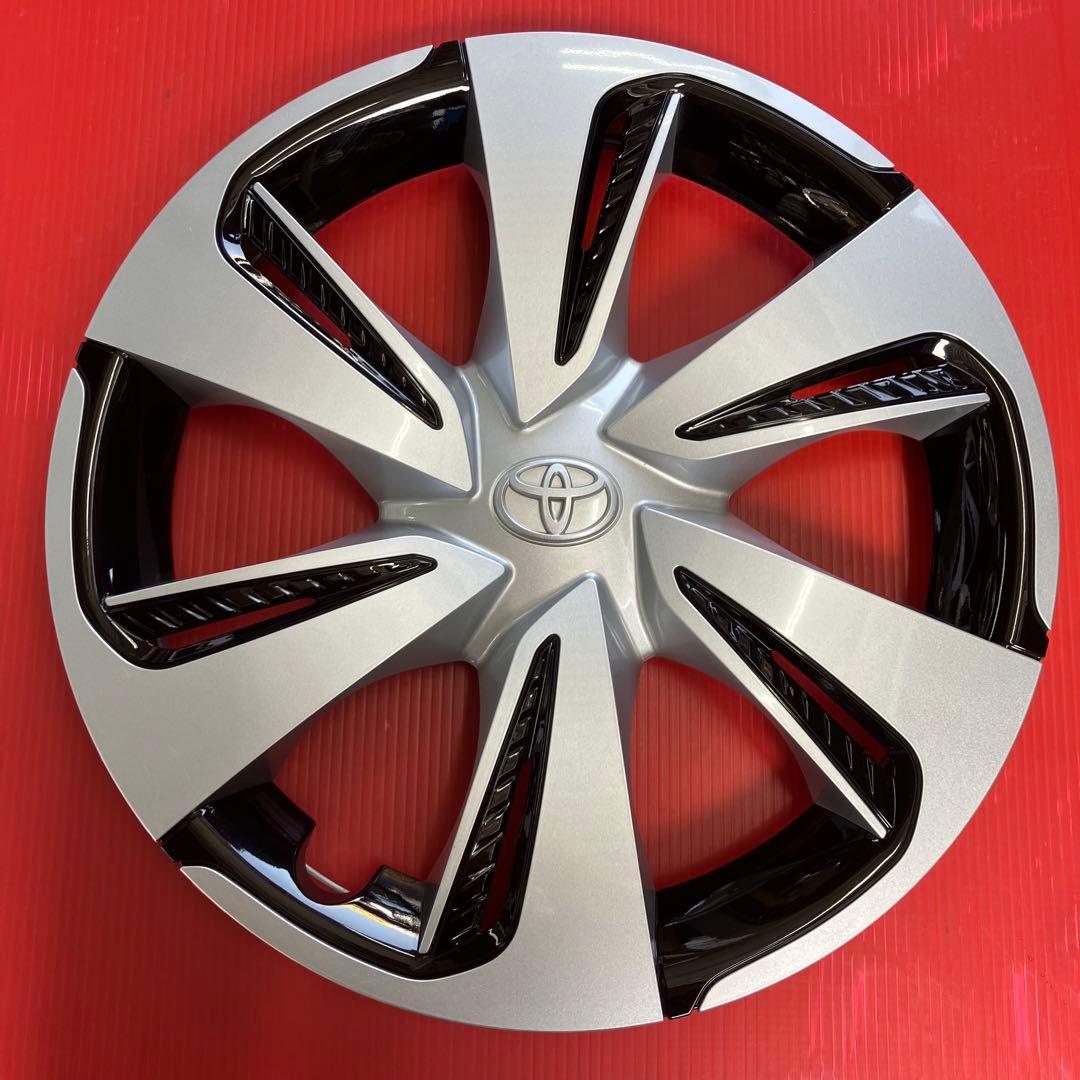 トヨタ シエンタ クロエ 純正ホイールキャップ 15インチ 1枚 - メルカリ