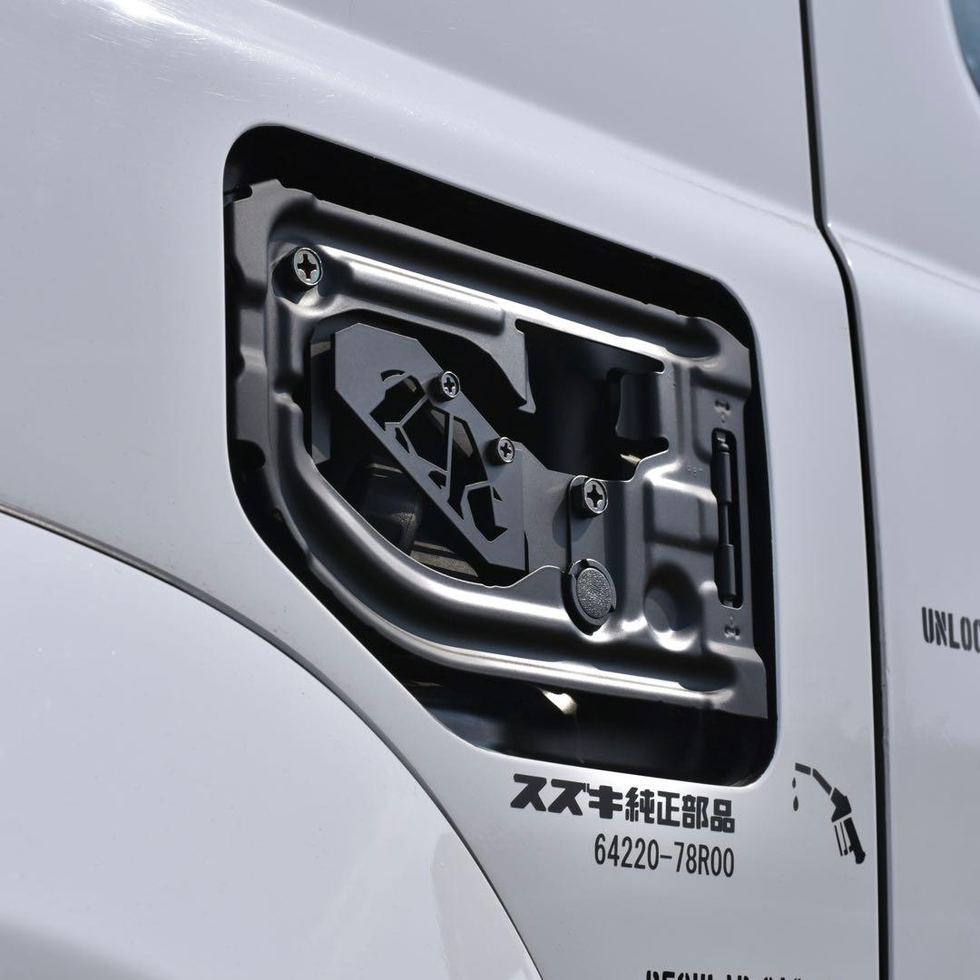 JB64ジムニーJB74シエラ用前向きサイVerスケルトン型燃料リッド JB64ジムニーJB74シエラ用前向きサイVerスケルトン型燃料リッド - メルカリ