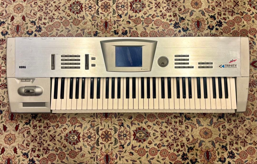 名機】KORG Trinity Plus 61鍵 日本仕様 動作確認済 - メルカリ
