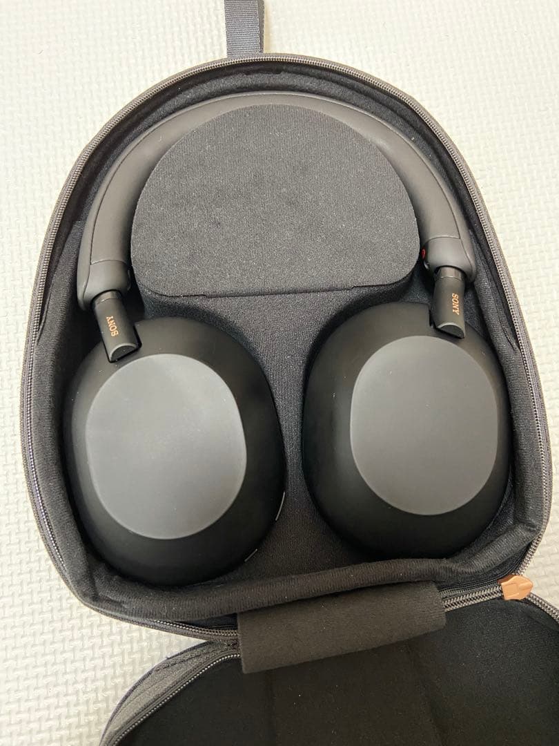 【美品】SONY WH-1000XM5 ブラック Amazon.com: Sony WH-1000XM5 Premium Noise Canceling Headphones