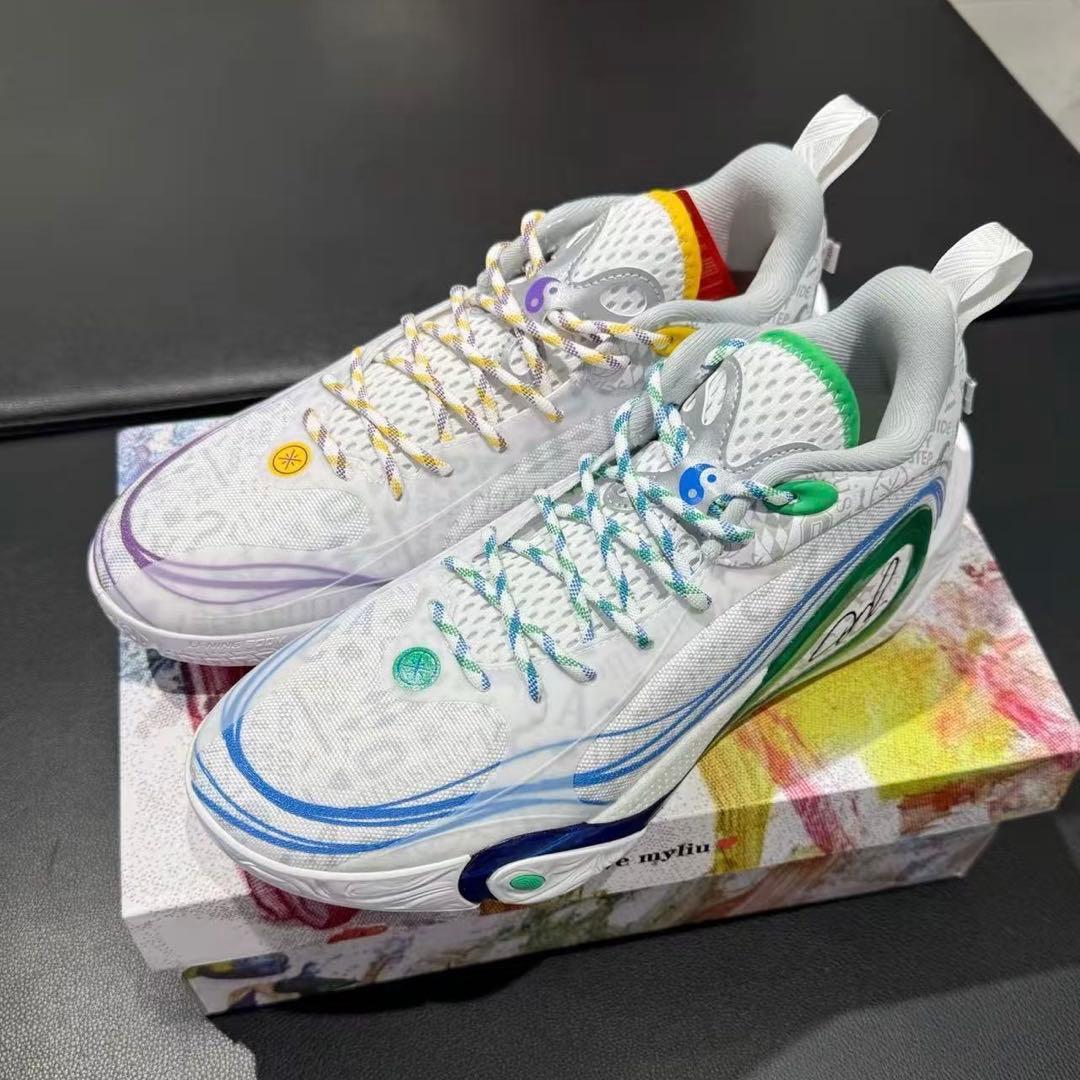 Li-Ning Dlo1 キャリア US9.5 即日発送 値下げ中‼️ - メルカリ