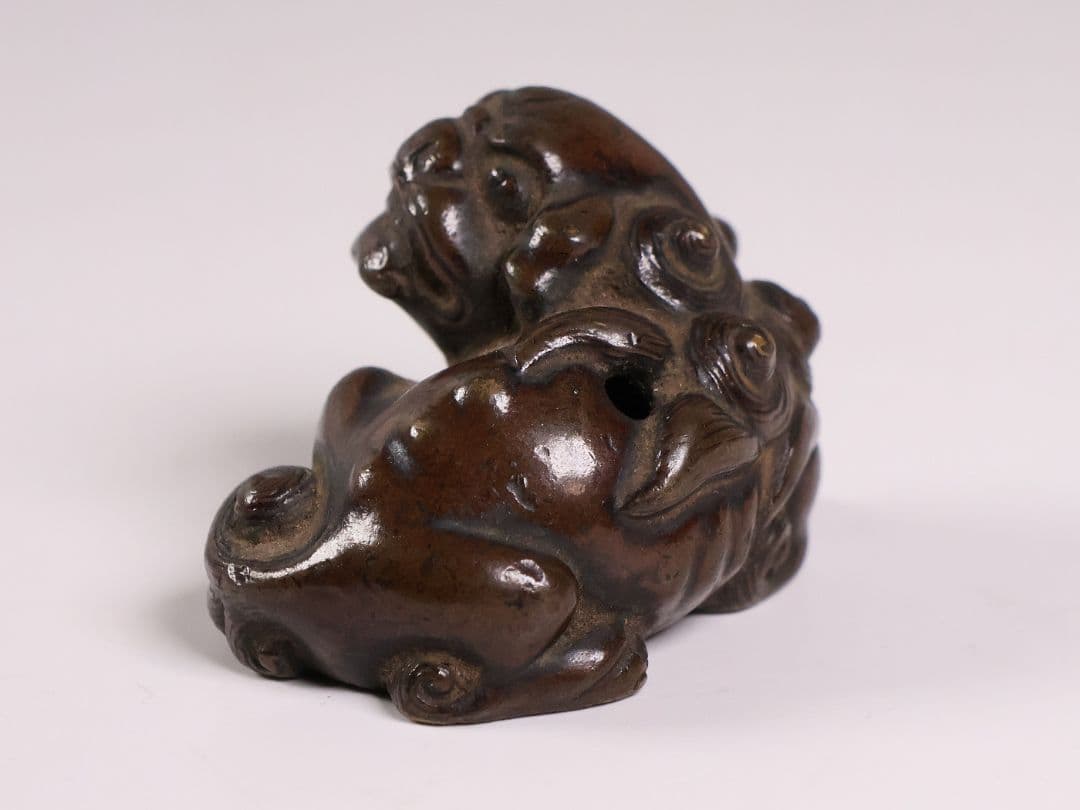 古銅 獅子 置物 5cm 71.4g 木箱入り 時代 金工 根付？【MB109】