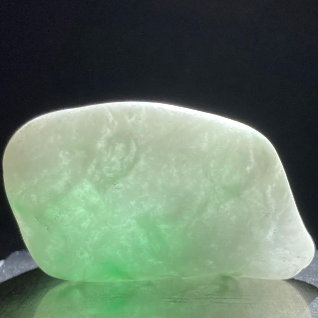 【専用品】糸魚川翡翠　金山谷　翡翠　海石　原石　33.3ｇ