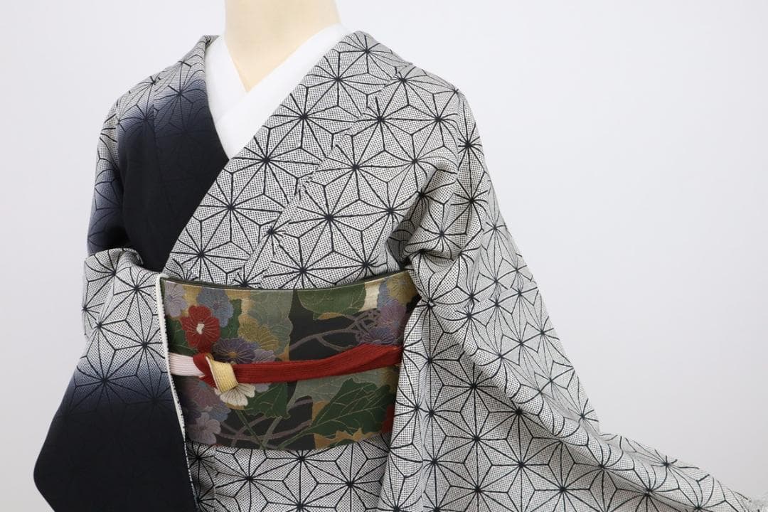 《長尺■訪問着◆大小麻の葉染分け■作家落款有■白黒◆袷正絹着物◆SB11-8》