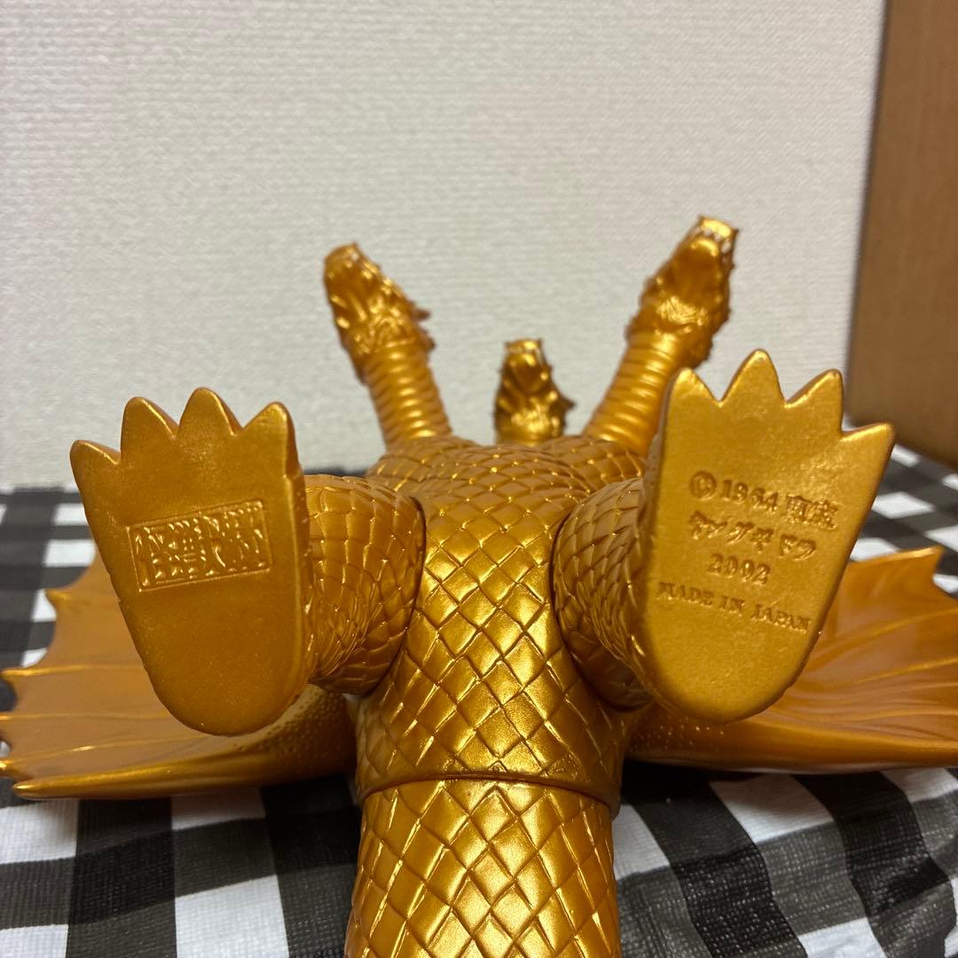 ゴールド キングギドラ ソフビ フィギュア 怪獣郷 - メルカリ
