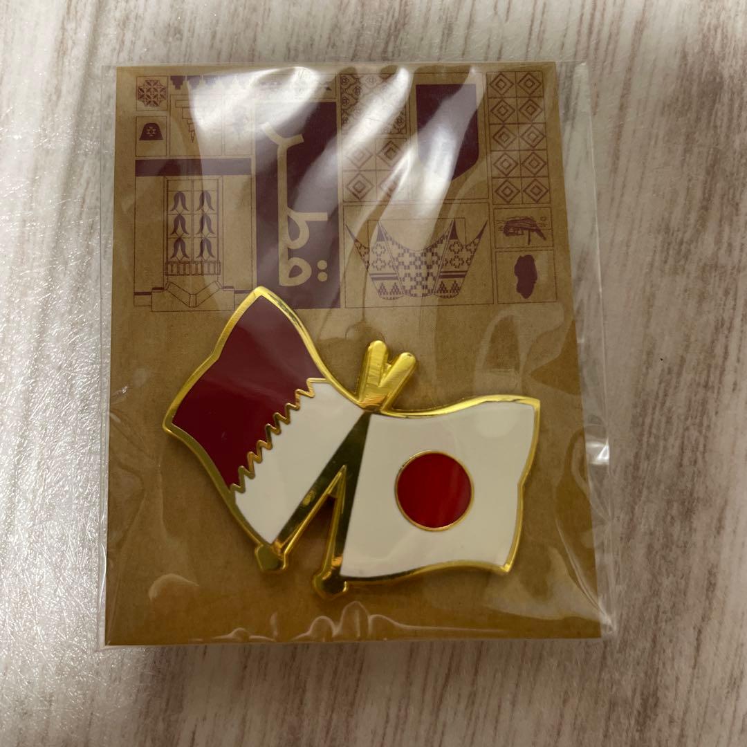 大阪万博限定 カタール ピンバッジ - メルカリ