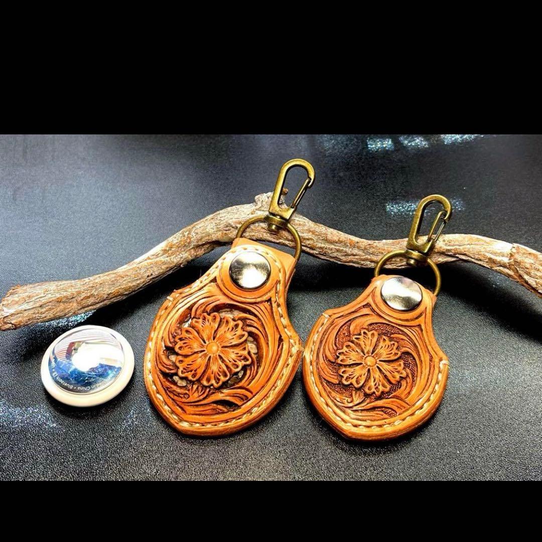 ☆しぇりー☆様オーダー レザーカービング AirTagケース2点