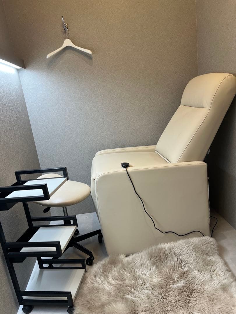 GANA】電動リクライニングチェア シエロ plus ＜ヌードベージュ