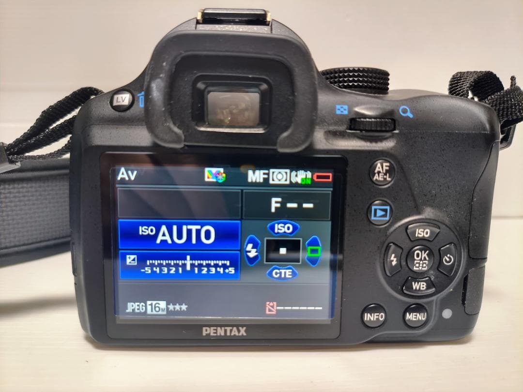 黒死病対策】【内臓電池交換】PENTAX K-50 黒＋WRレンズ - メルカリ