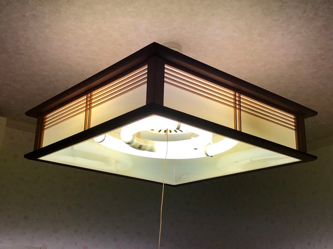 照明器具/和室照明/木枠/蛍光灯器具/レトロ/コイズミ/KOIZUMI - メルカリ