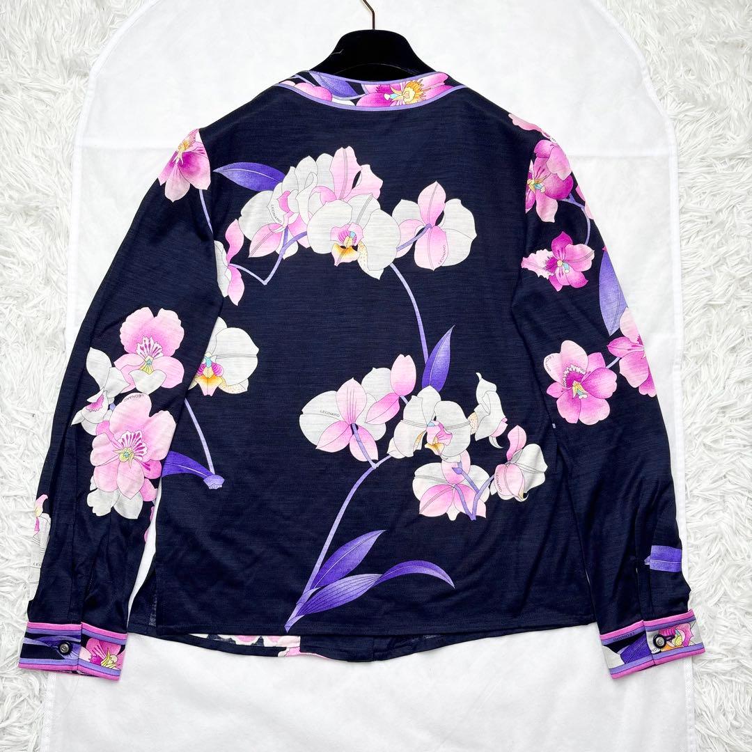 レオナール シルク混 ボウタイ花柄ブラウス トリム 長袖 比翼ボタン