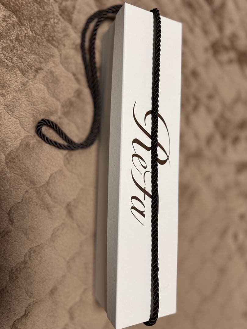 箱のみ】ReFa ストレートヘアアイロン空箱 - メルカリ