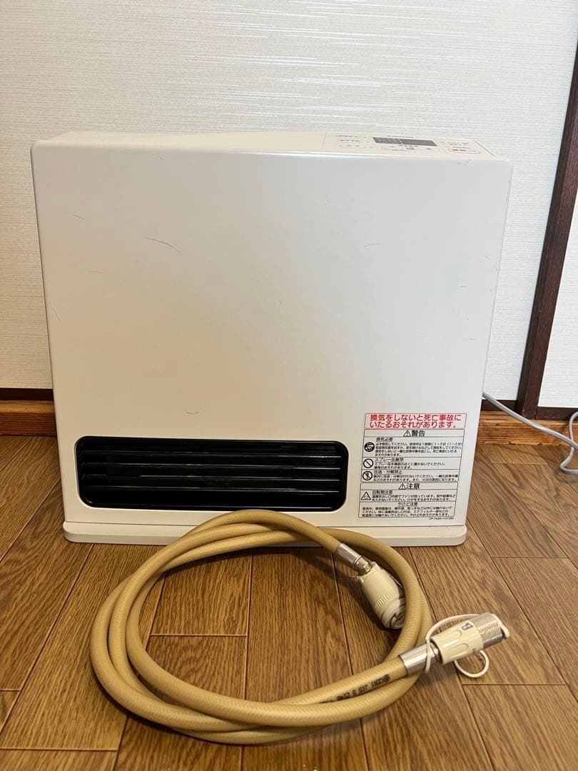 RC-Y2401E 都市ガス ガスファンヒーター ガスファンヒーター RC-Y2401E 都市ガス 木造7畳 i1※ - メルカリ