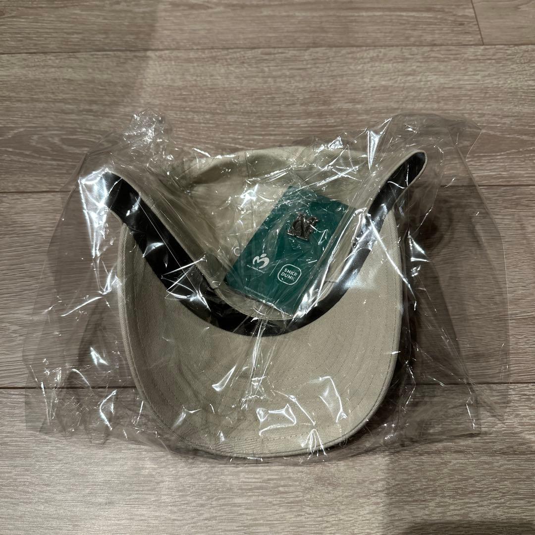 Mrs. GREEN APPLE ミセス スニダンコラボキャップ ベージュ - メルカリ