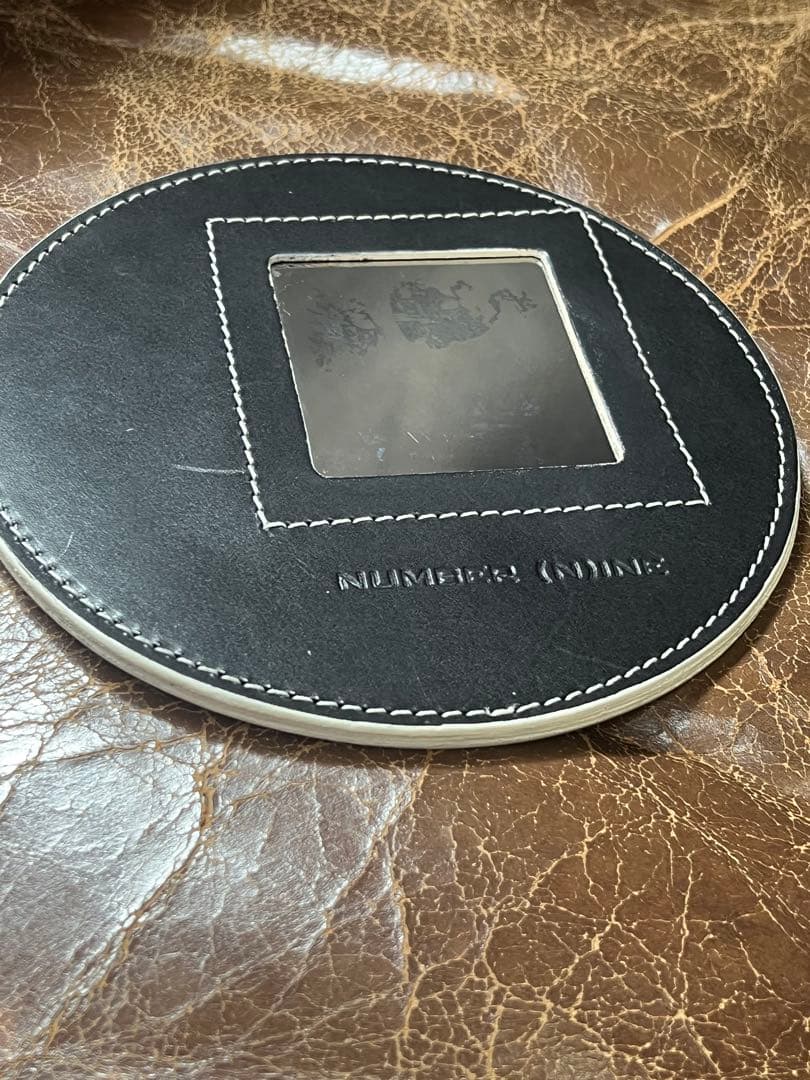 宮下期ナンバーナイン　NUMBER (NINE) 本革 円形ミラー　手鏡 宮下期ナンバーナインNUMBER (NINE) 本革 円形ミラー手鏡