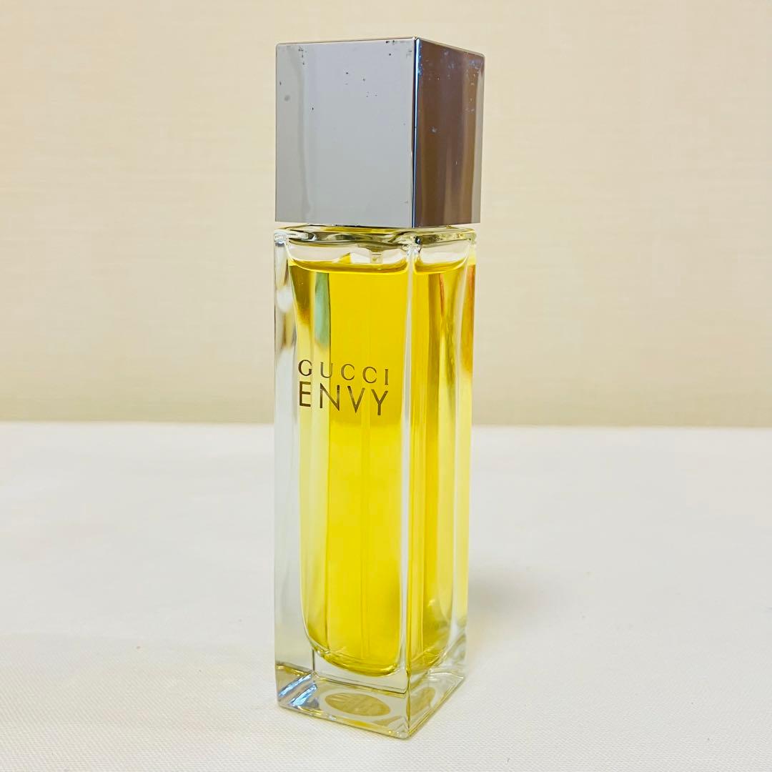 新品未使用 GUCCI ENVY グッチ エンヴィ オードトワレ 香水 30ml