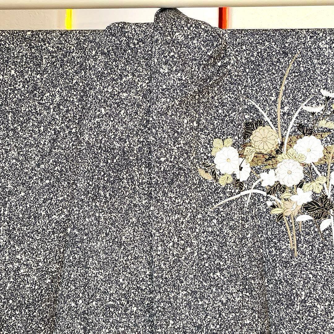 着物-袷着物2 秋草文様 黒地に金彩上品で華やかな装い【訪問着】【正絹