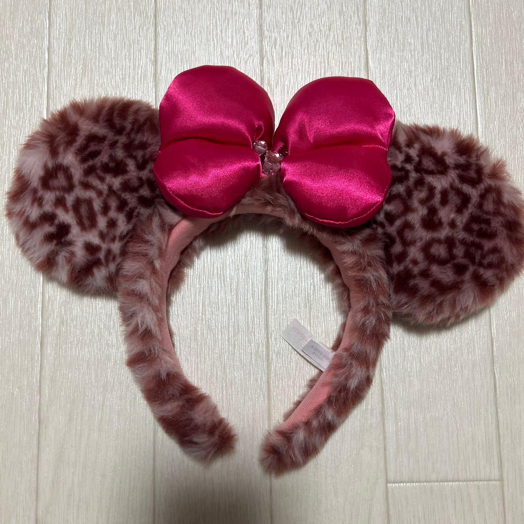 ディズニー ミニー ヒョウ柄 カチューシャ ピンク - メルカリ