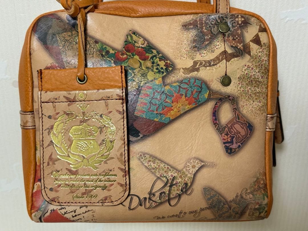 Dakota 50周年記念 チーレザー ハンドバッグ - メルカリ