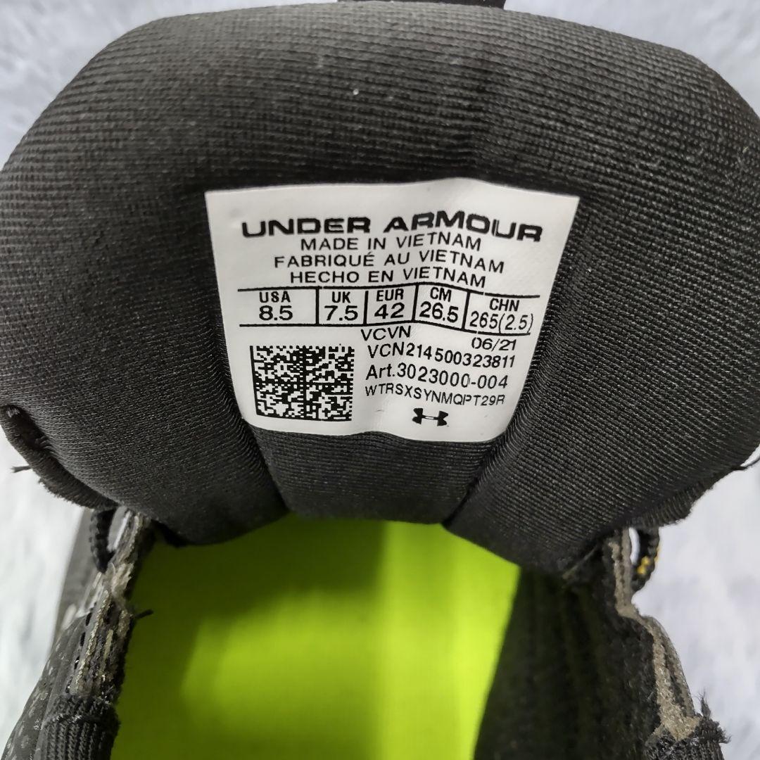 【美品】アンダーアーマー　野球トレーニングシューズ　ブラック　26.5cm