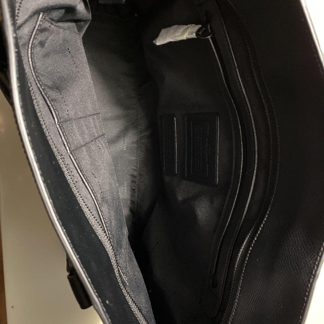 コーチメルセデスベンツトートバッグ 本革 男女兼用ビジネストート