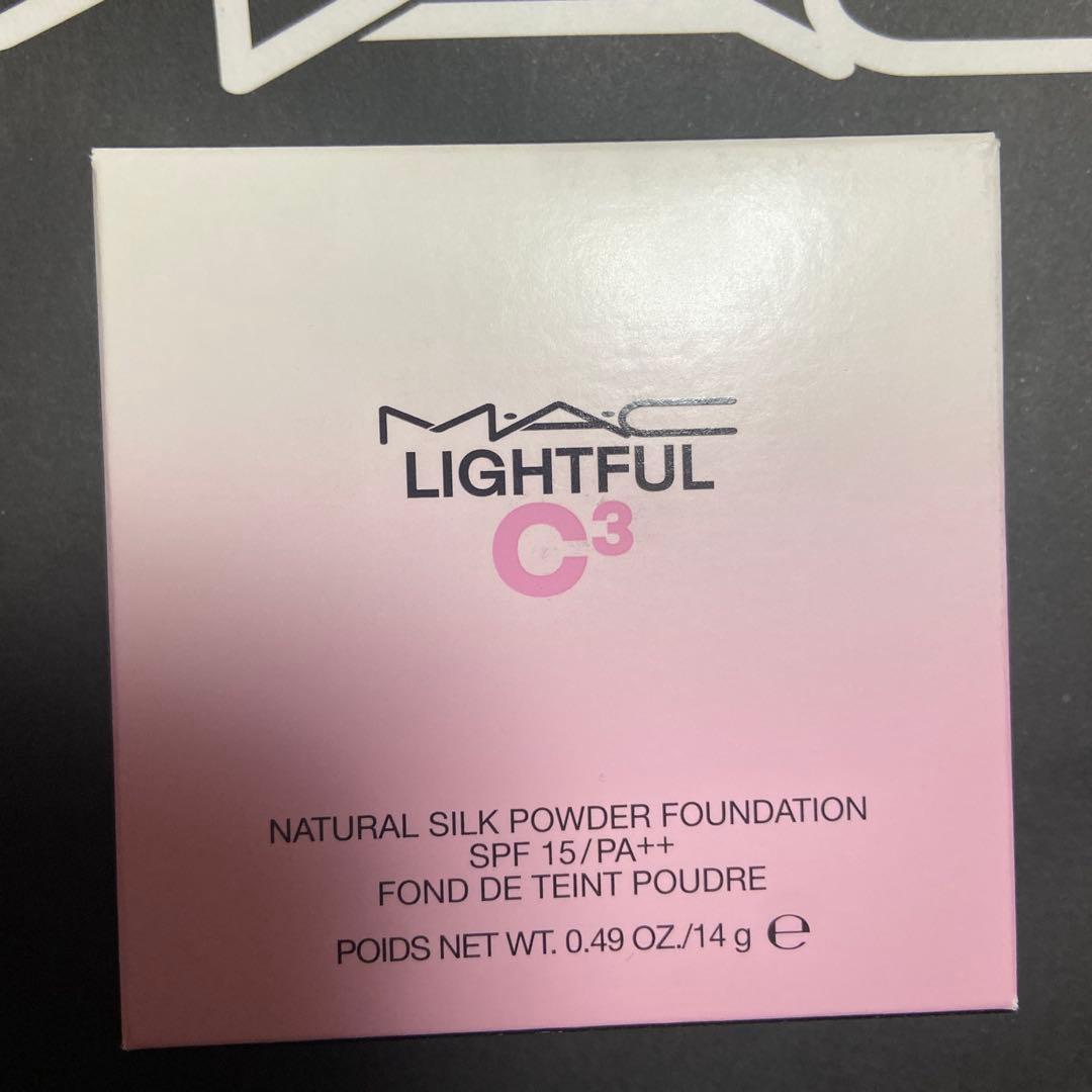 新品MAC ライトフルC3 ナチュラルシルクパウダーファンデーション 各色1点 M・A・C（マック） 【送料無料】MAC ライトフル C3 ナチュラルシルク