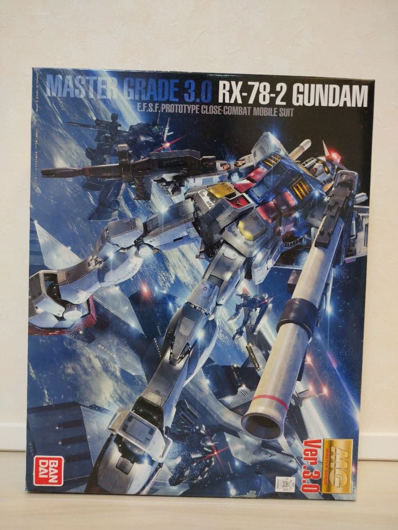 バンダイ MG 1/100 RX-78-2 ガンダム Ver.3.0 Amazon.com: Bandai Hobby - Mobile Suit Gundam - RX-78-2 Version