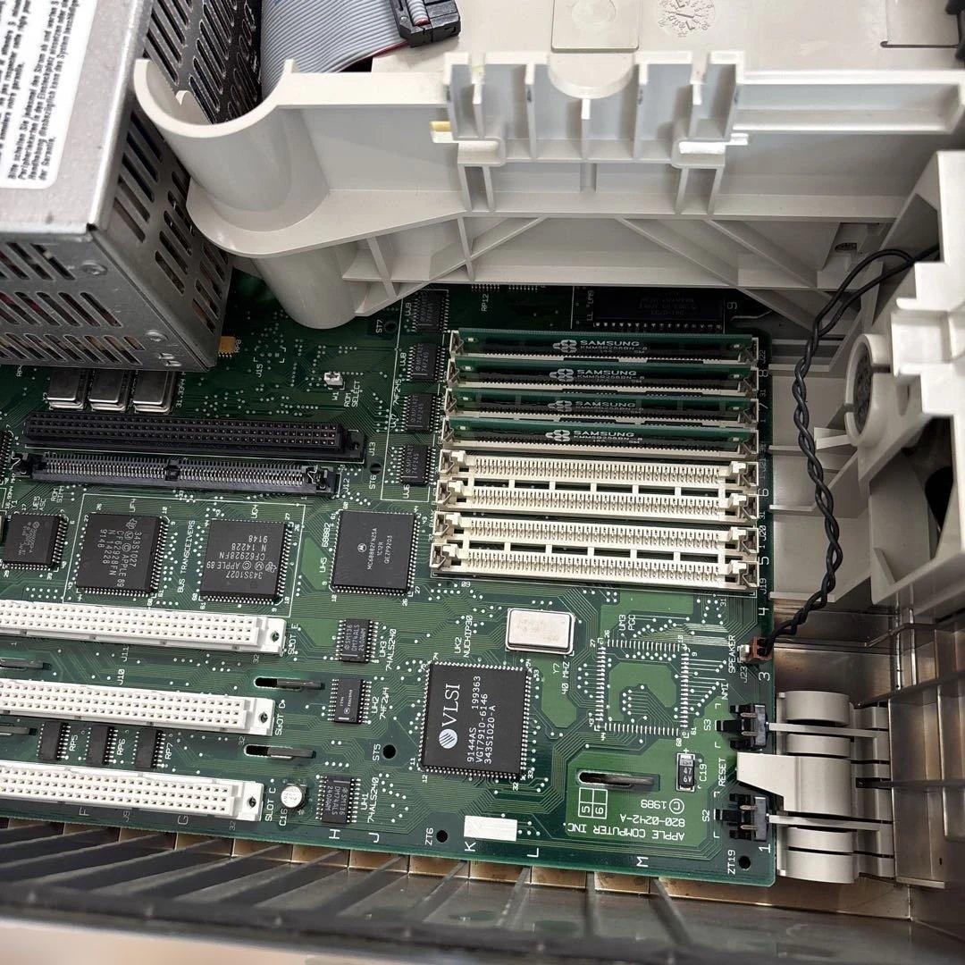 か*と様 Apple Macintosh IIci 本体とアクセサリーキット当時 - メルカリ