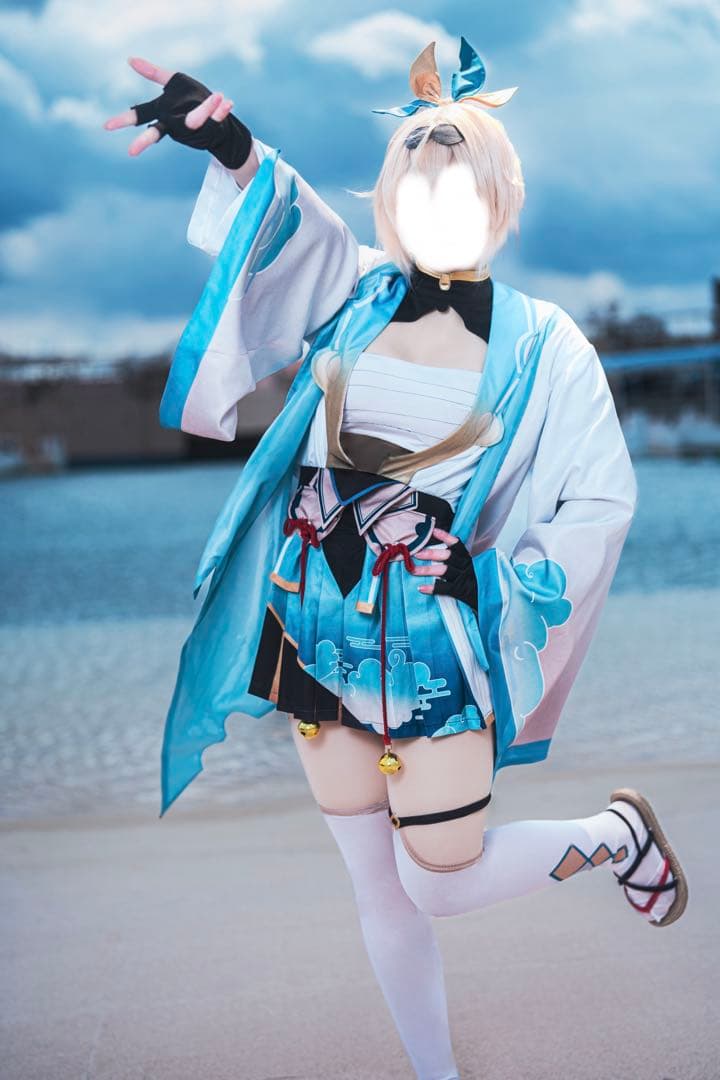 風間いろは　コスプレ コスプレ】「ホロライブ」風真いろはの水着衣装コスが青空に映える