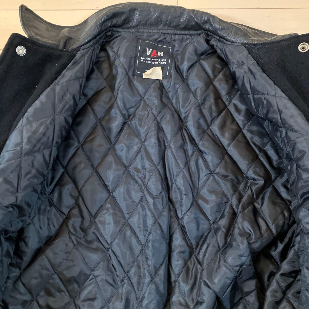 10.31 VAN JAC ヴァンヂャケット スタジャン ブラックBig One - メルカリ