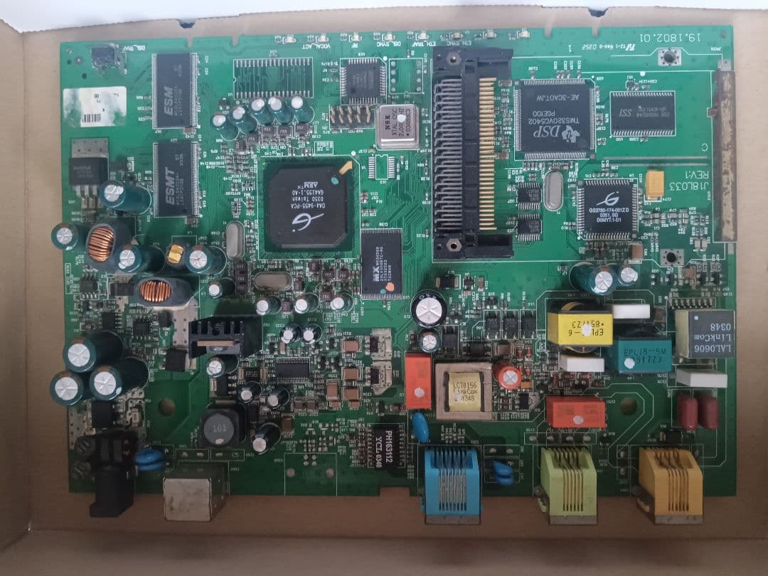 純金たっぷり 昔のネットワーク機器基盤 ジャンク品 都市鉱山 純銀