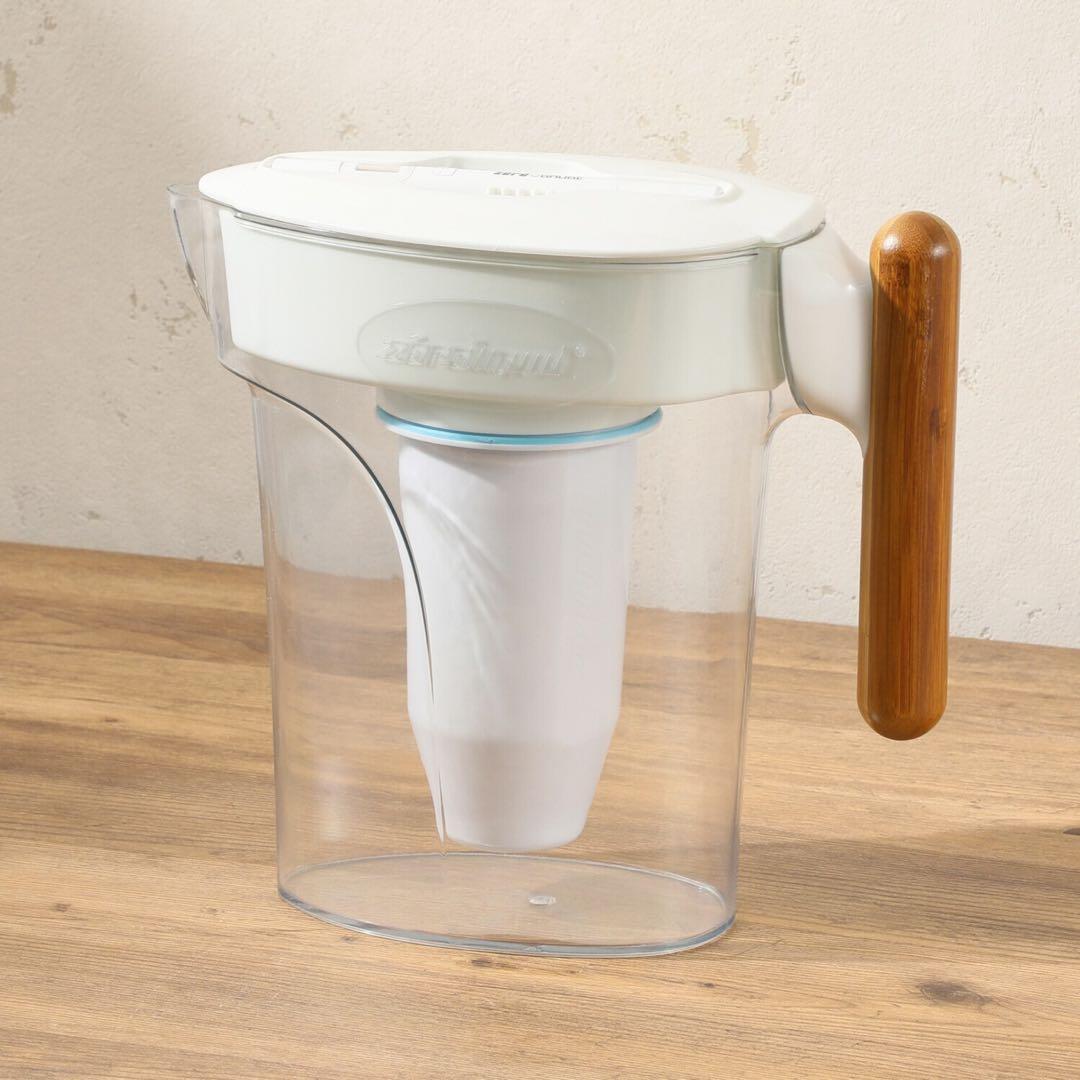 6層浄水フィルター搭載 ZEROピッチャー 16280円相当 - メルカリ