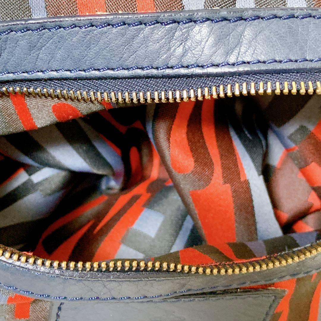 ヴィヴィアンウエストウッド ショルダー クラッチ デカロゴ ビッグ