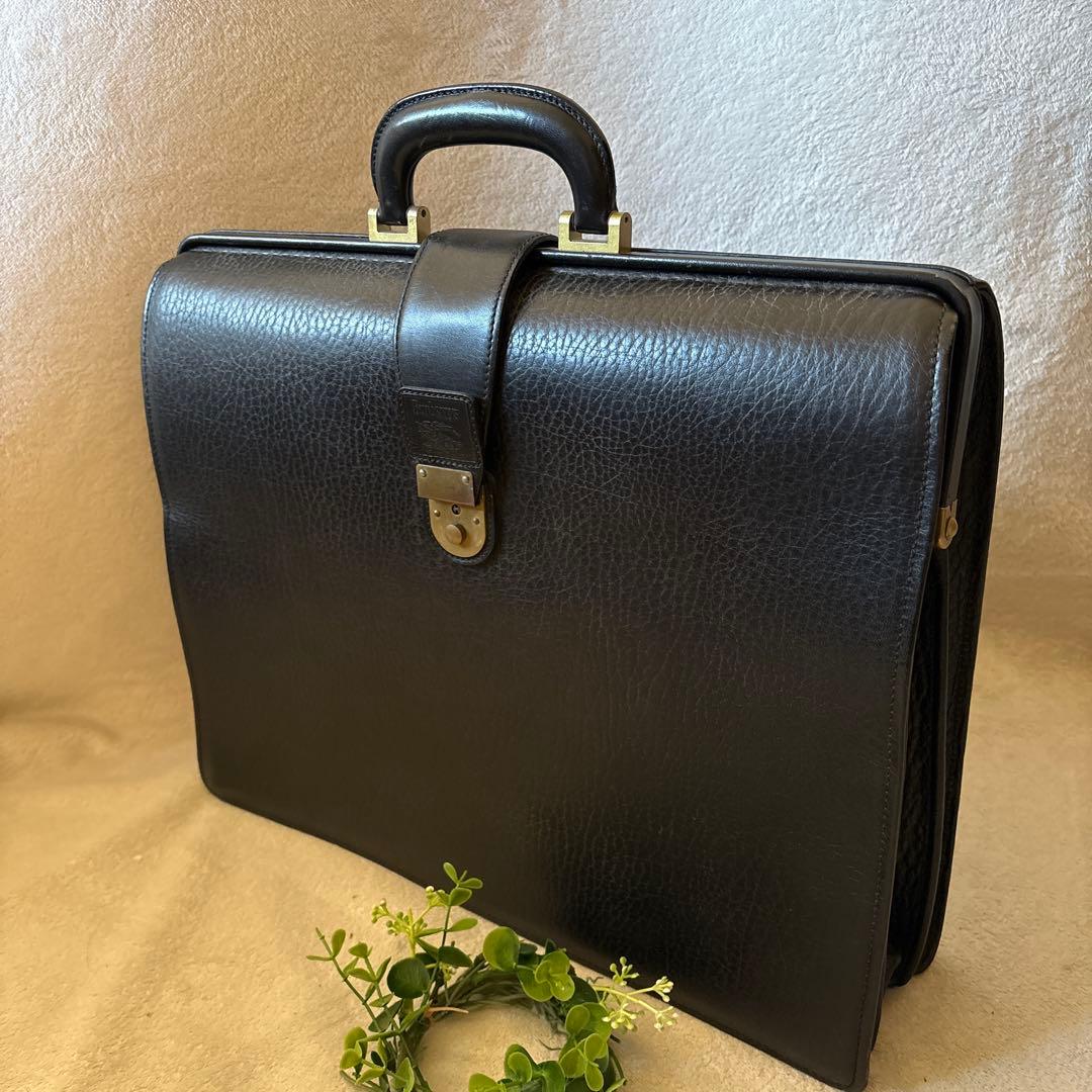 レア✨BURBERRY ダレスバッグ ブラック レザー シボ革 ビジネスバッグ Burberrys バーバリーズ ヴィンテージ ダレスバッグ ブラック レザー