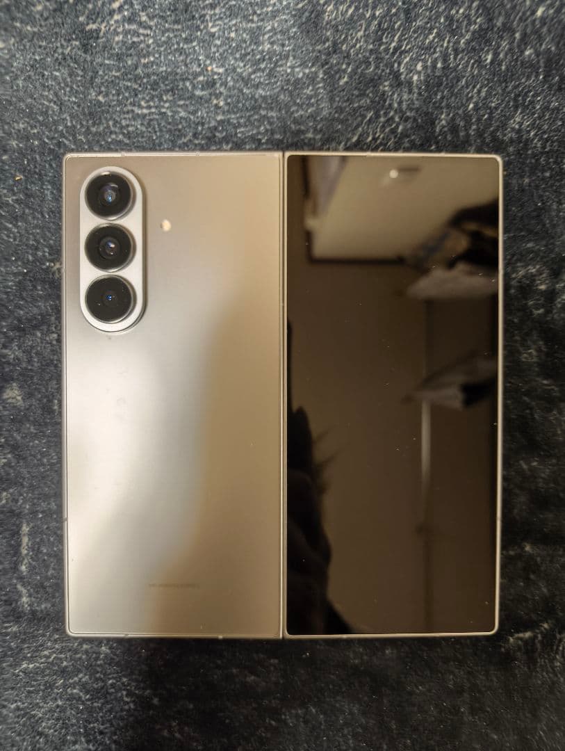 Galaxy Z Fold 7 256GB シルバーシャドウ 国内版 - メルカリ