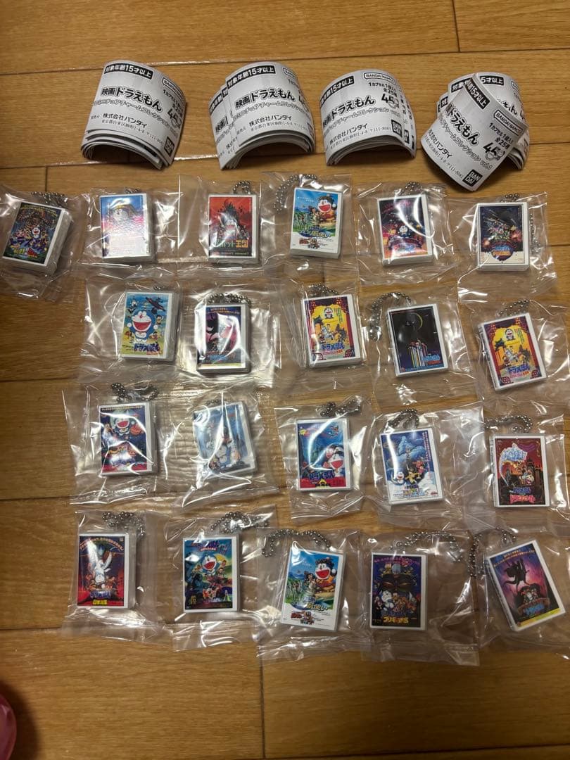 映画ドラえもん DVDミニチュアチャームコレクションvol.1 まとめ　15点 映画ドラえもん DVDミニチュアチャームコレクションvol.1 まとめ 15点