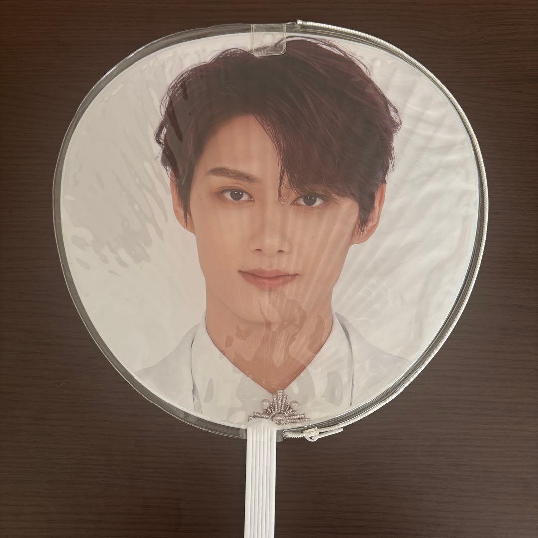 seventeen ジュン うちわ 8点セット まとめ売り - メルカリ