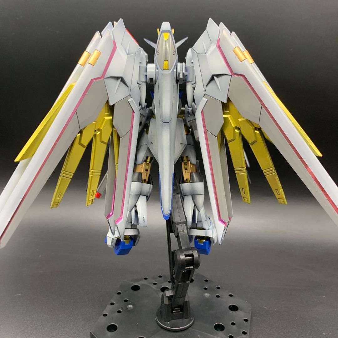 HGCE マイティーストライクフリーダムガンダム 改修全塗装完成品