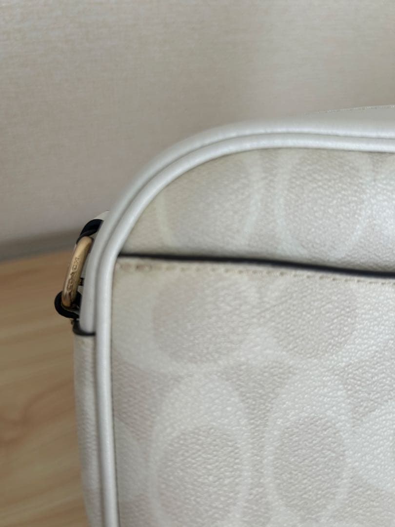 COACH ショルダーバッグ ホワイト 保存袋付き - メルカリ