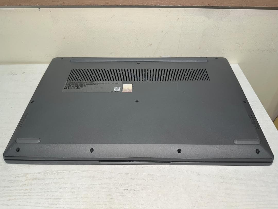 Lenovo IdeaPad Slim 370 i3-1215 16G 512G - メルカリ