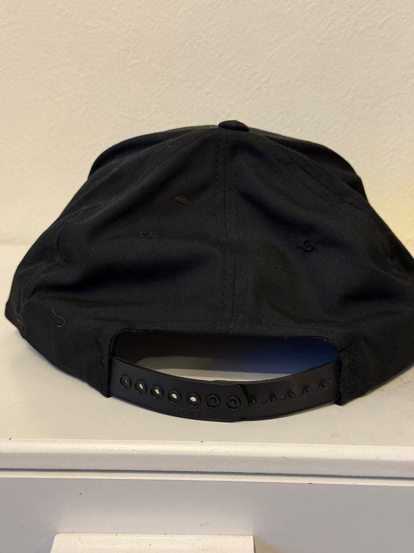 激レア）Apple 刺繍 トラッカーキャップ ロープ付き